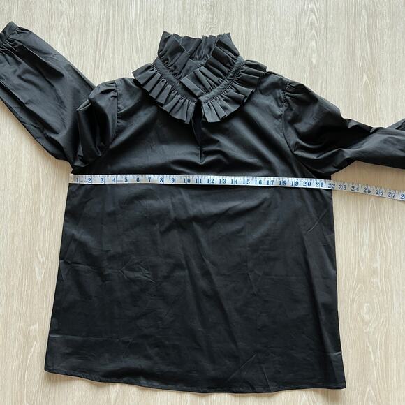 Tuckernuck Ruffle Neck Bouvier Blouse Large Black Preppy - Picture 6 of 12